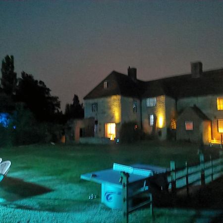 Countrylife Large Green Suite- Road Noise Lincoln Extérieur photo